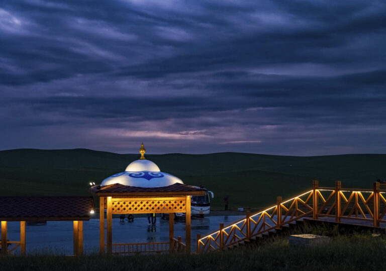 Creature-Hulun Buir Prairie - 7.Prairie night